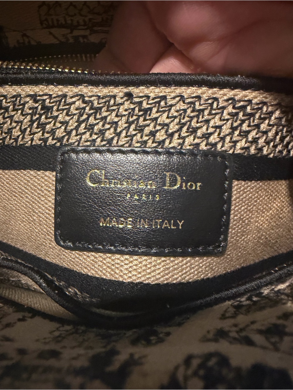 🔥 AUTHENTIC DIOR LADY D-LITE – PLAN DE PARIS – MEDIUM 🔥 - Picture 10 of 12